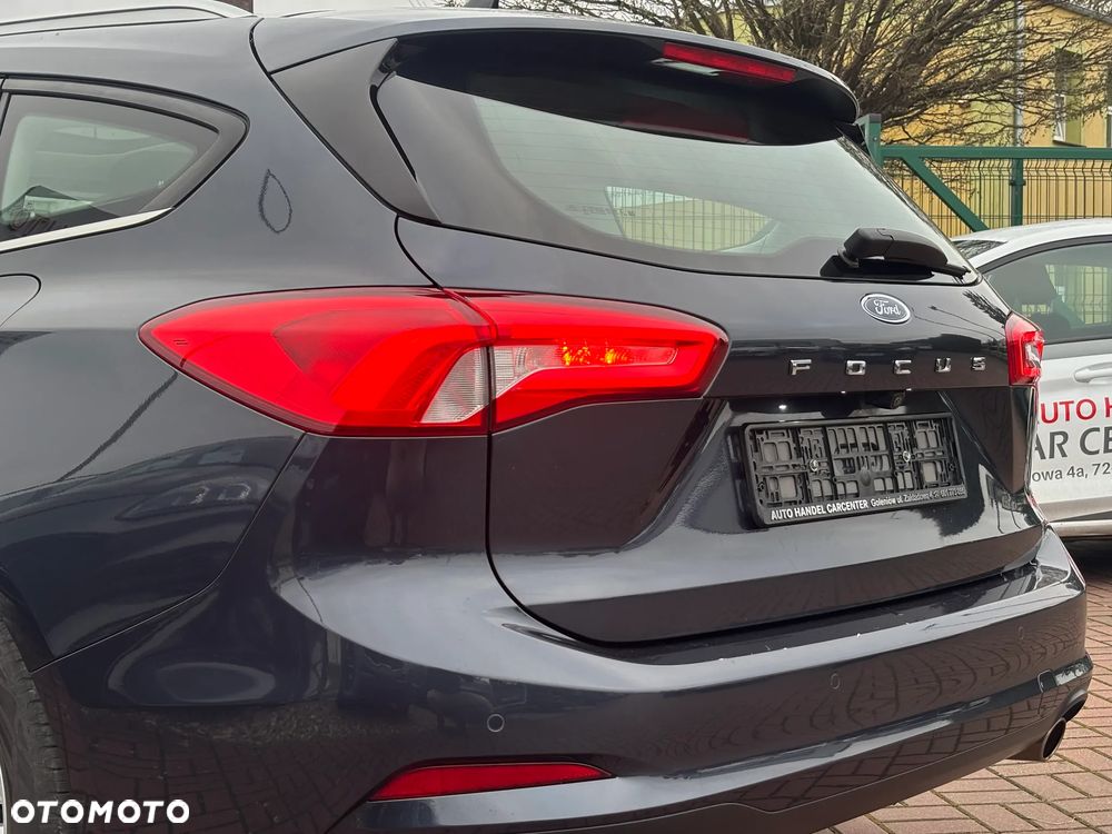 Ford Focus 1.5 EcoBoost Titanium - 9