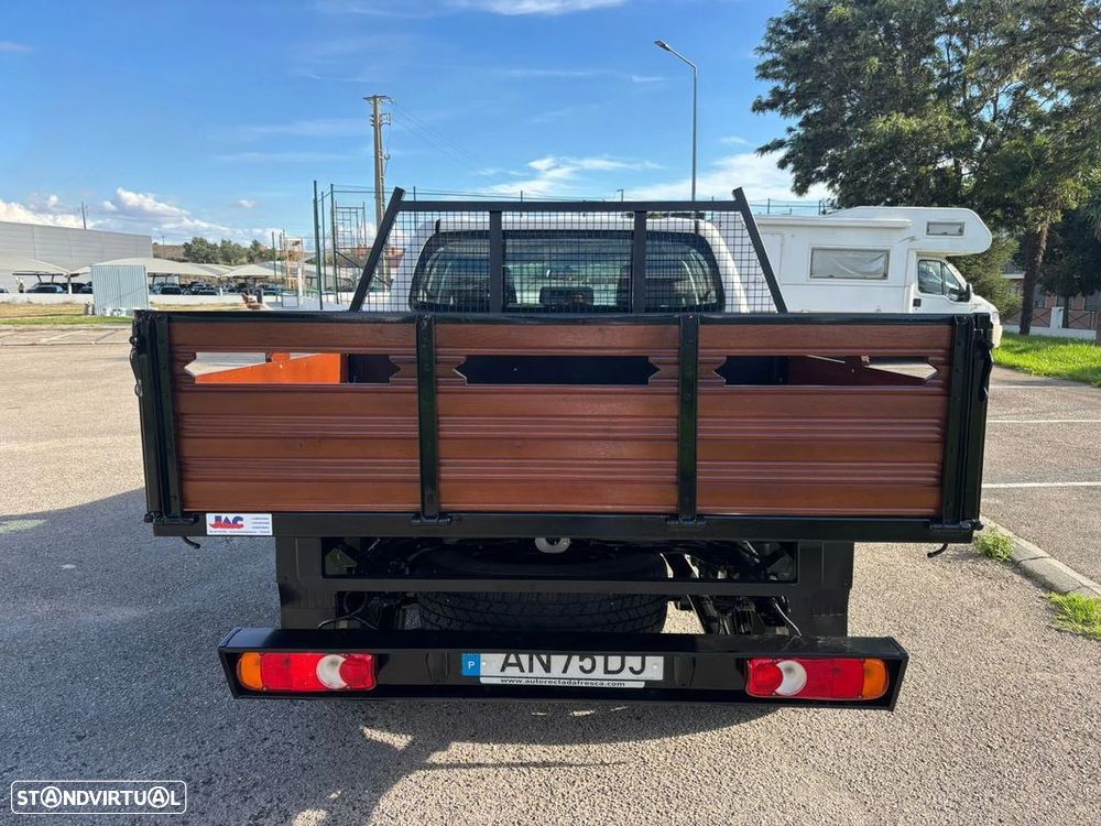 Toyota Hilux 2.4 D-4D 4WD CD CM - 5