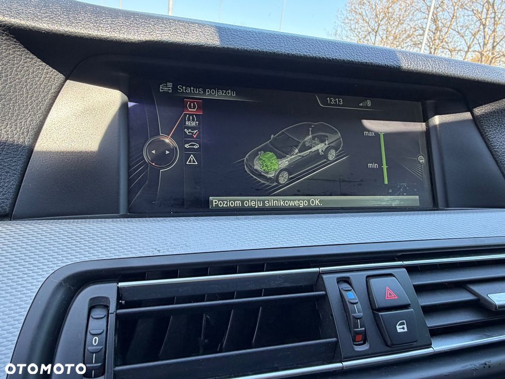 BMW Seria 5 530d xDrive - 15