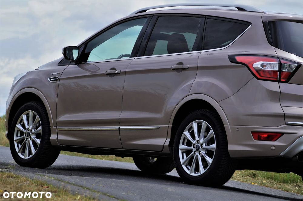 Ford Kuga - 13