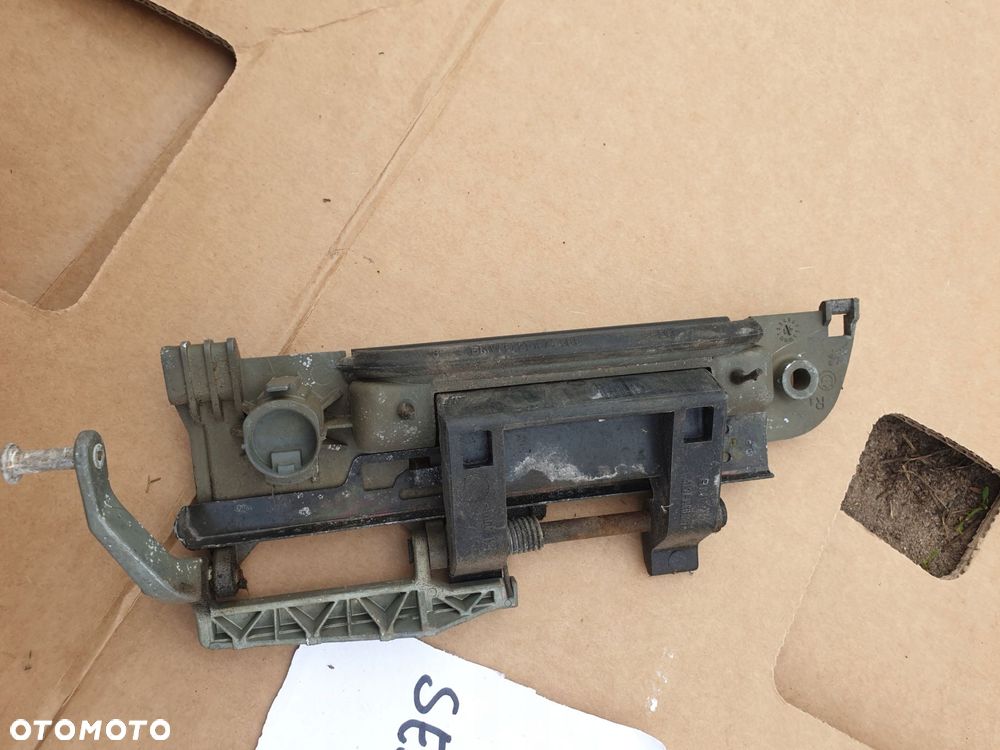 BMW E34 E32 KLAMKA ZEWNĘTRZNA LEWA PRZÓD WKŁADKA SIŁOWNIK ORYG - 7