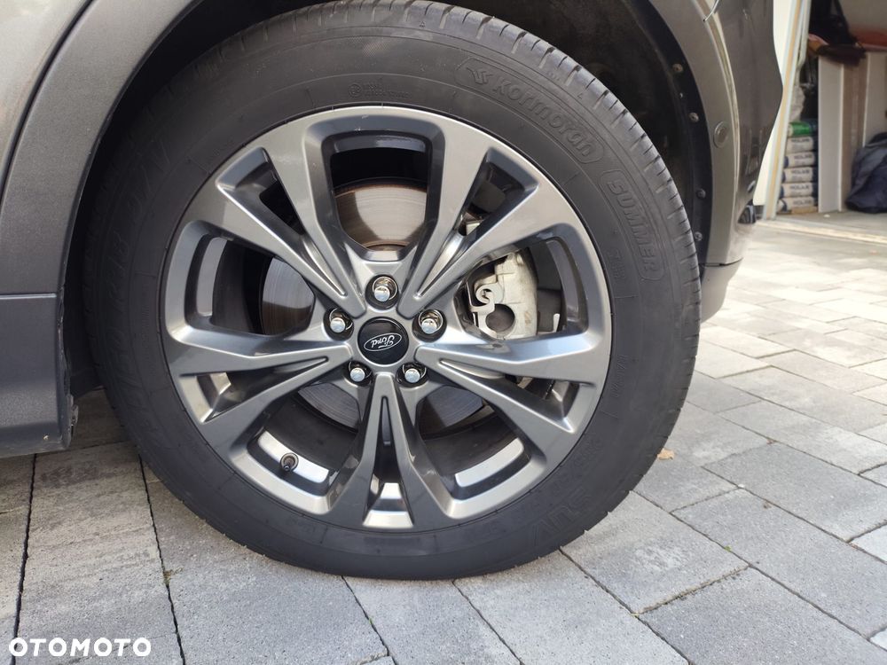 Ford Escape 2.0 EcoBoost AWD Titanium - 24