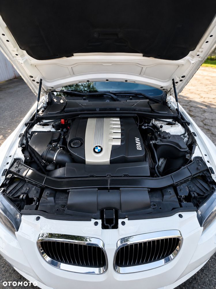 BMW Seria 3 330d - 4