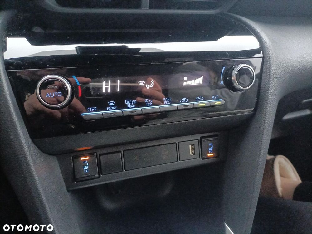 Toyota Yaris Cross Hybrid 1.5 Comfort - 12