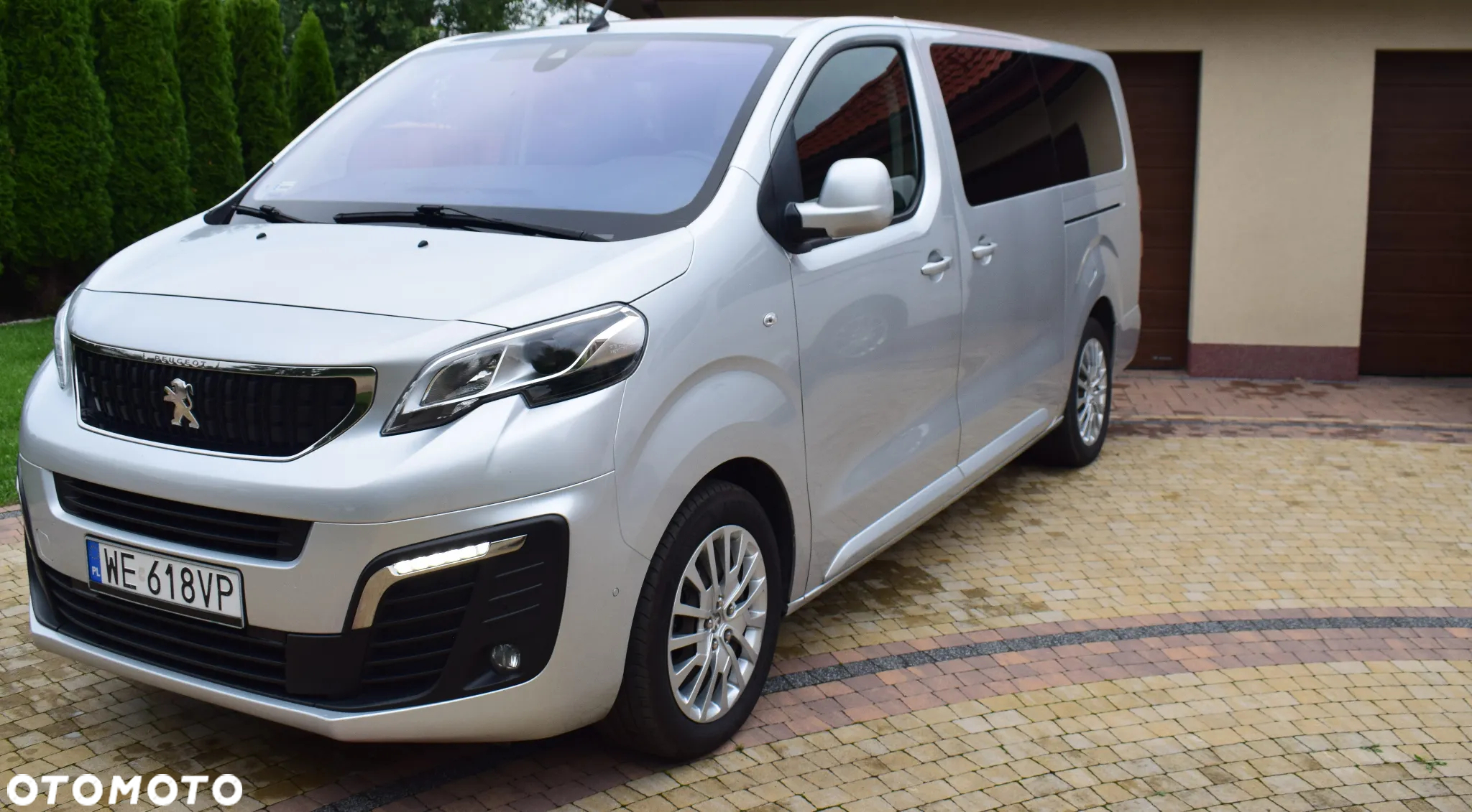 Peugeot Traveller 2.0 BlueHDi Long Active - 3