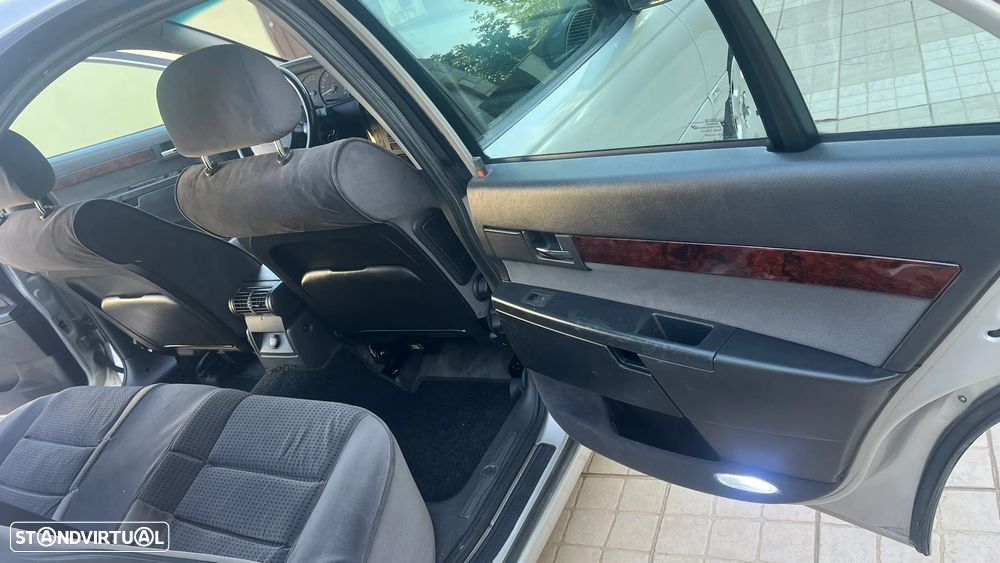 Opel Omega 2.2 Elegance - 8