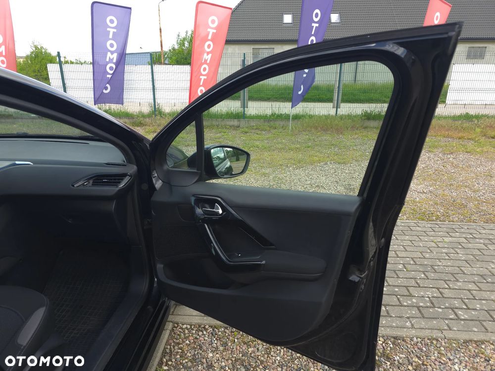 Peugeot 208 1.2 VTi Access - 14