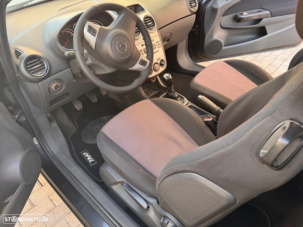 Opel Corsa 1.2 - 6