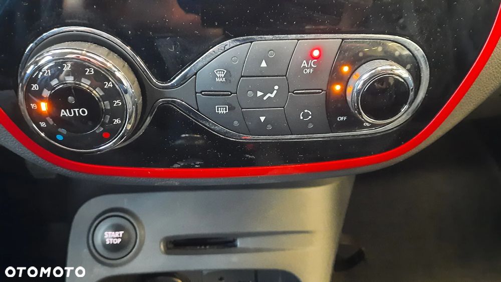 Renault Captur (ENERGY) TCe 90 LIFE - 24