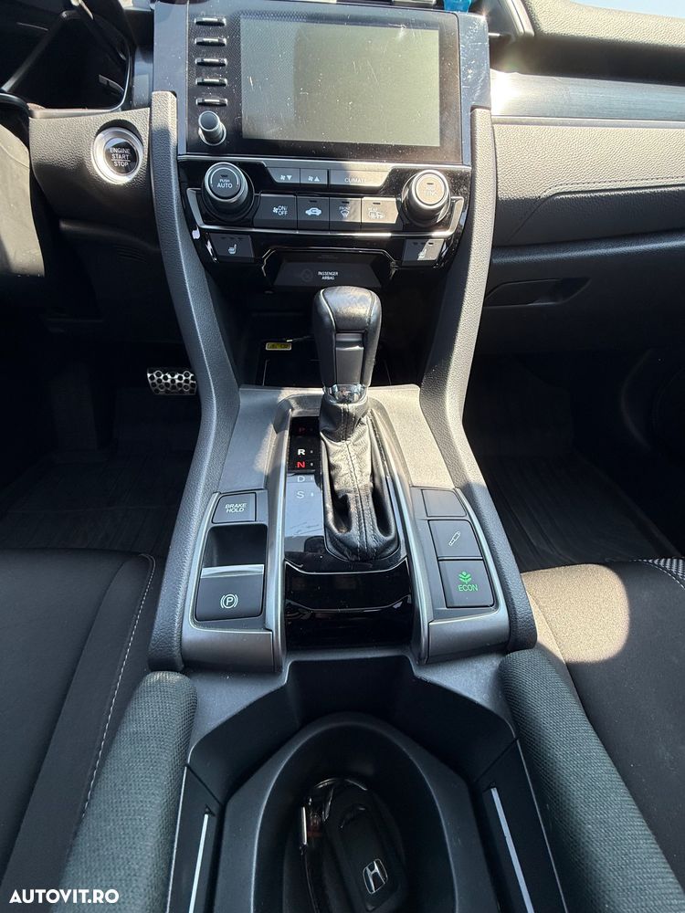 Honda Civic 1.5 VTEC Turbo CVT Sport - 10