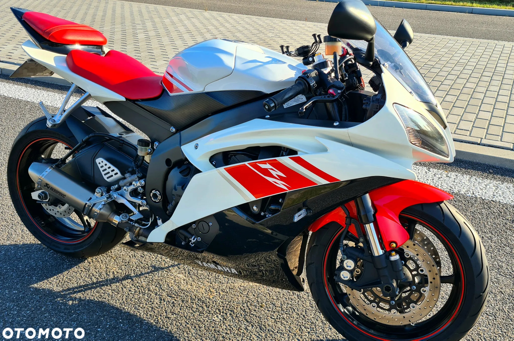 Yamaha R6 - 2
