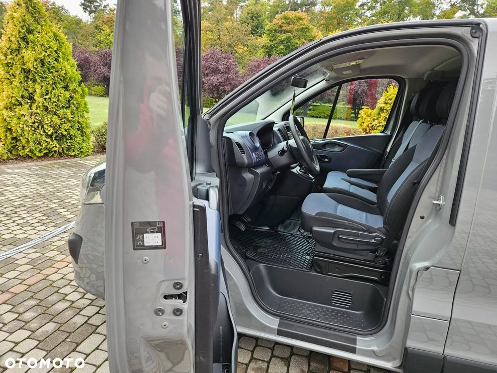 Opel Vivaro - 16