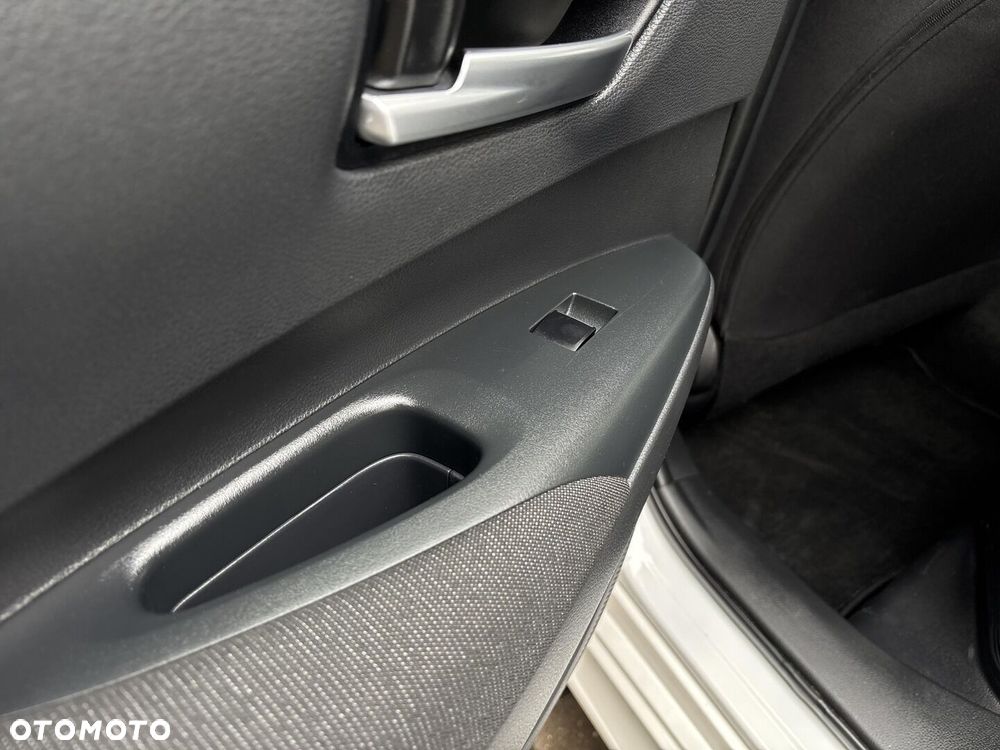 Toyota Corolla 1.8 Hybrid Comfort - 25