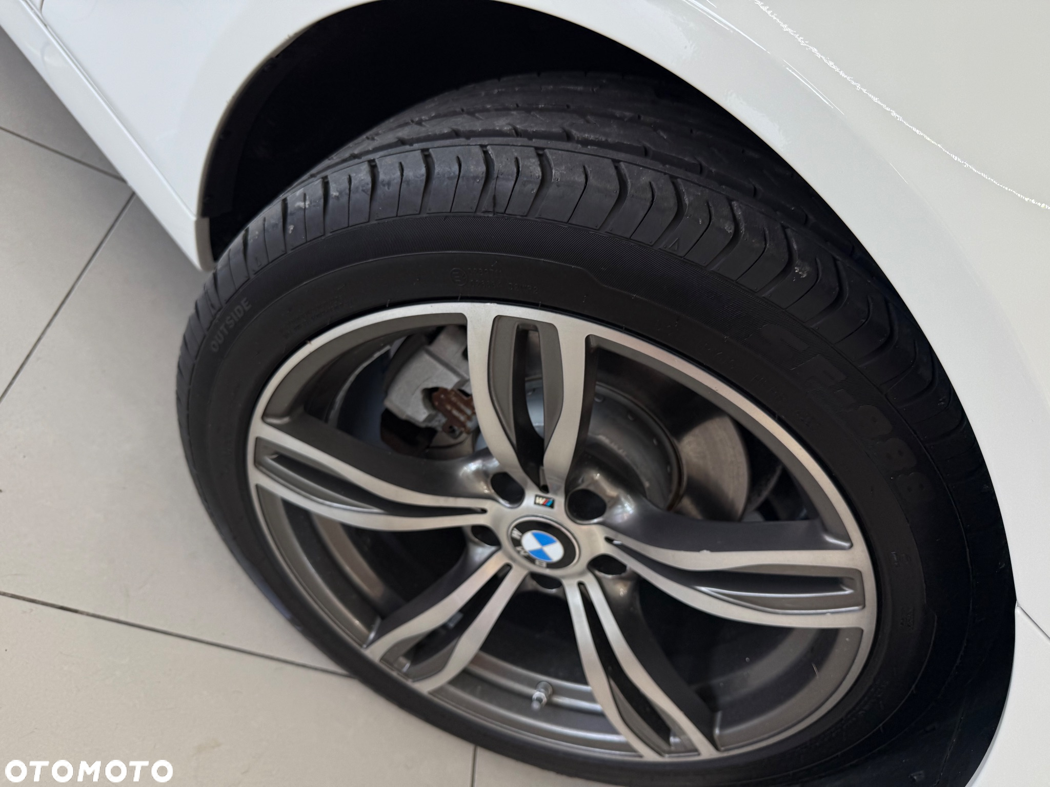 BMW Seria 5 520d - 14