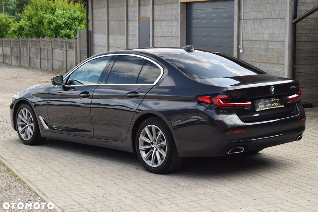 BMW Seria 5 520d Efficient Dynamics - 13