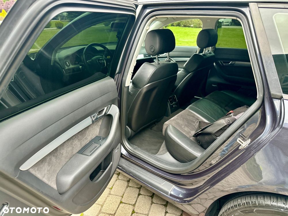 Audi A6 Avant - 16