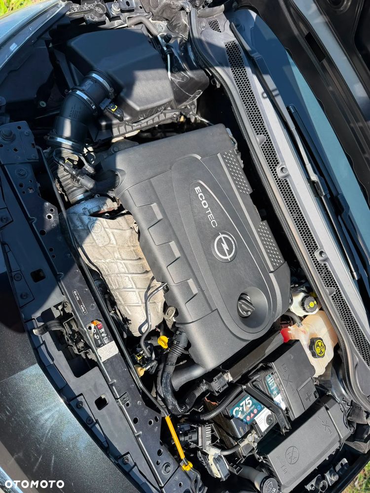 Opel Astra 2.0 CDTI Cosmo S&S - 36