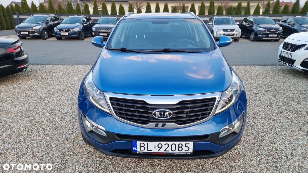 Kia Sportage 2.0 CRDI 4WD Automatik Spirit - 4