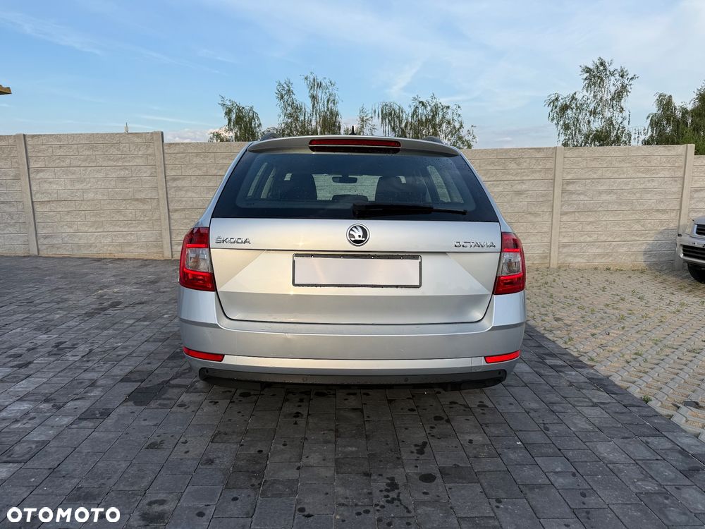 Skoda Octavia - 7