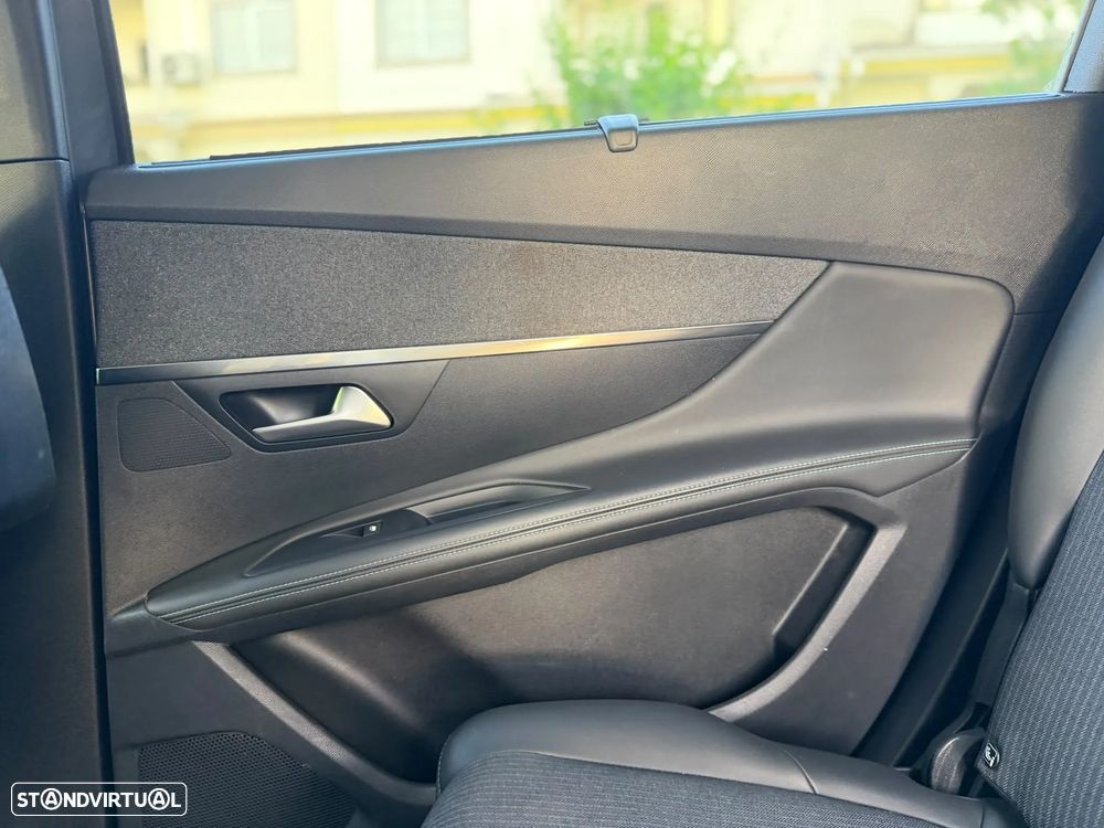 Peugeot 5008 1.5 BlueHDi Allure Pack - 15