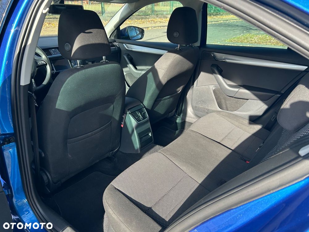 Skoda Octavia 1.6 TDI Ambition - 9