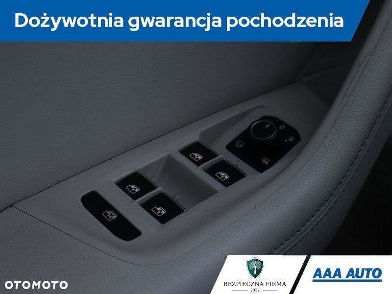 Volkswagen Passat Variant - 20