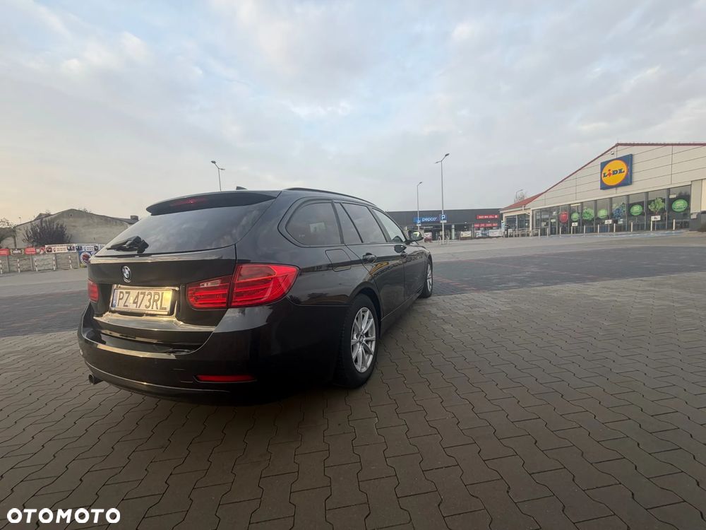 BMW Seria 3 318d Blue Performance Sport Line - 6