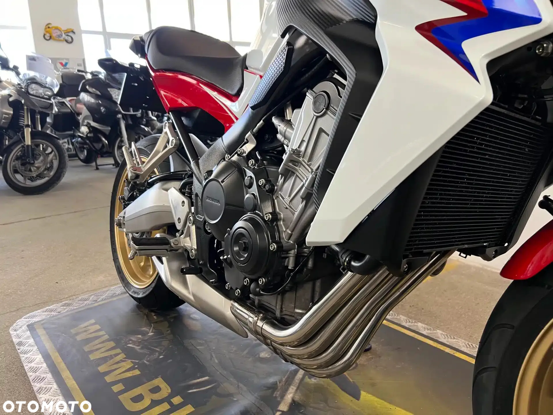 Honda CB - 11