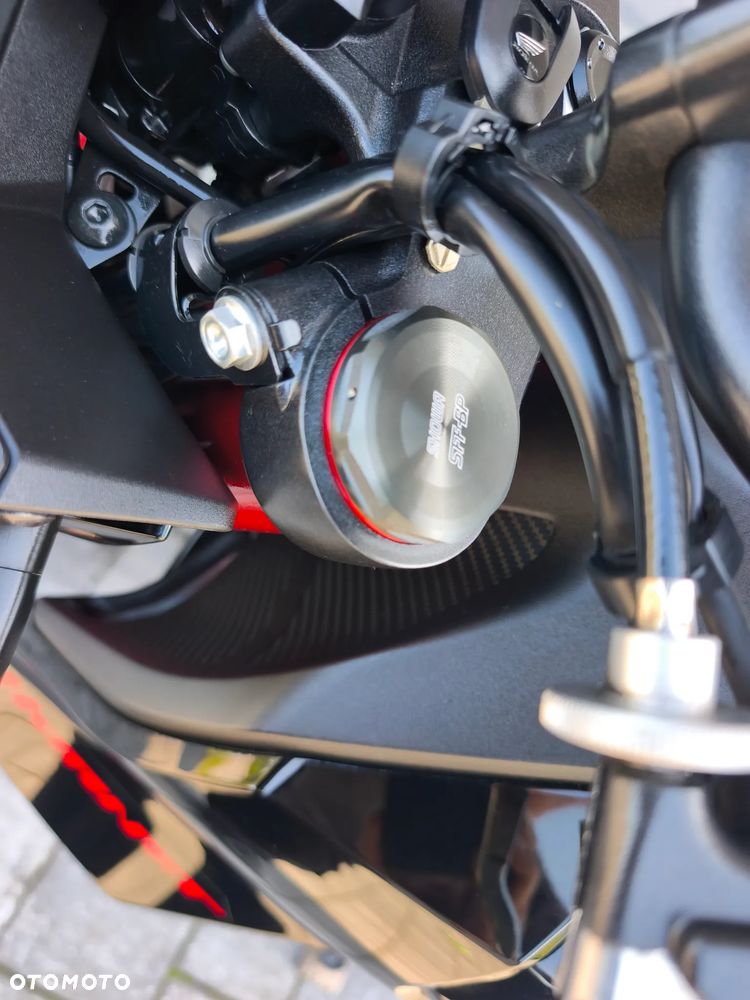 Honda Hornet - 28