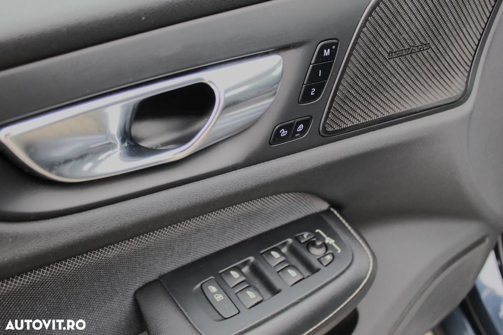 Volvo S60 B4 B DKG Plus Dark - 10