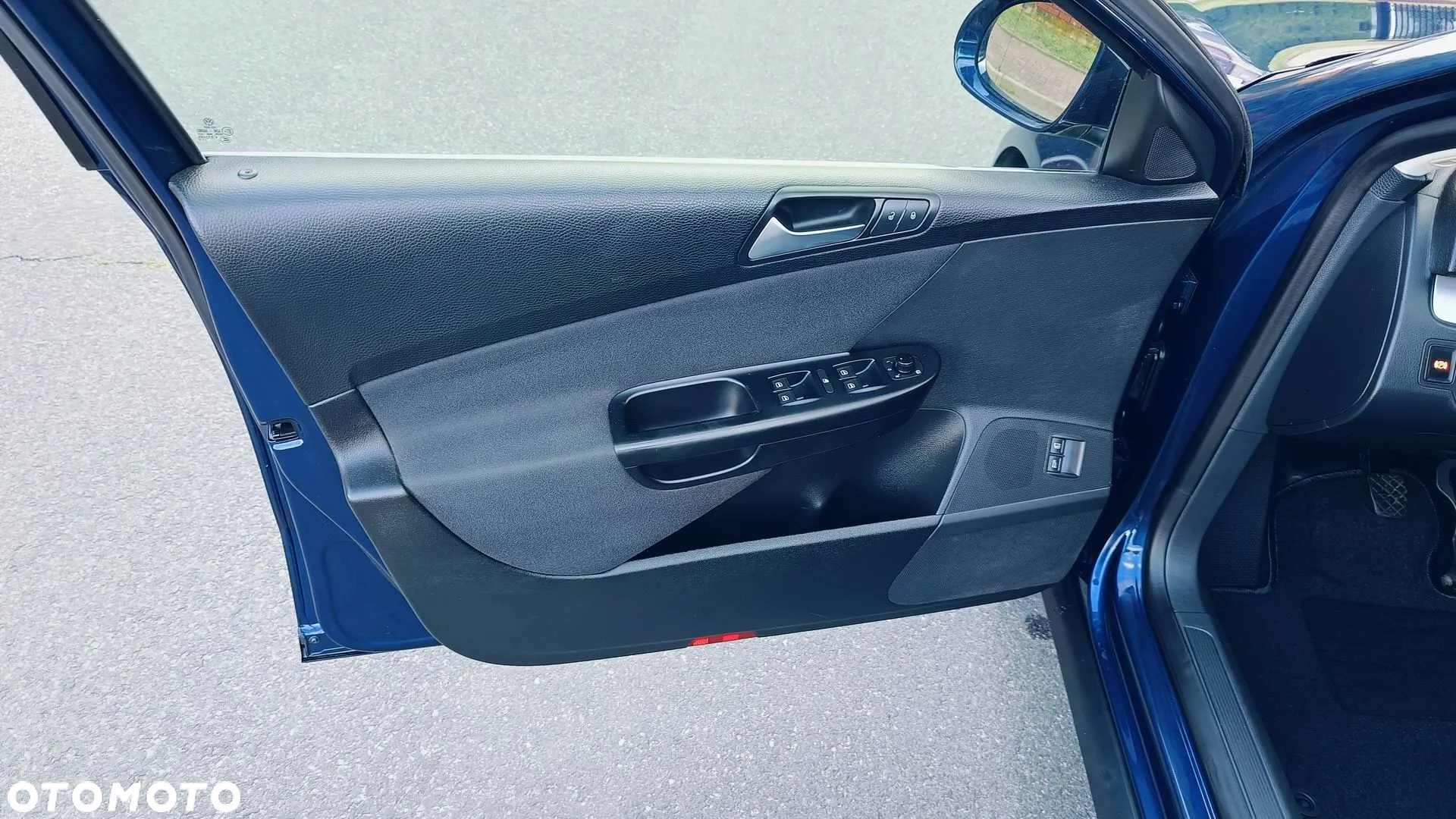 Volkswagen Passat 2.0 TSI Comfortline - 37
