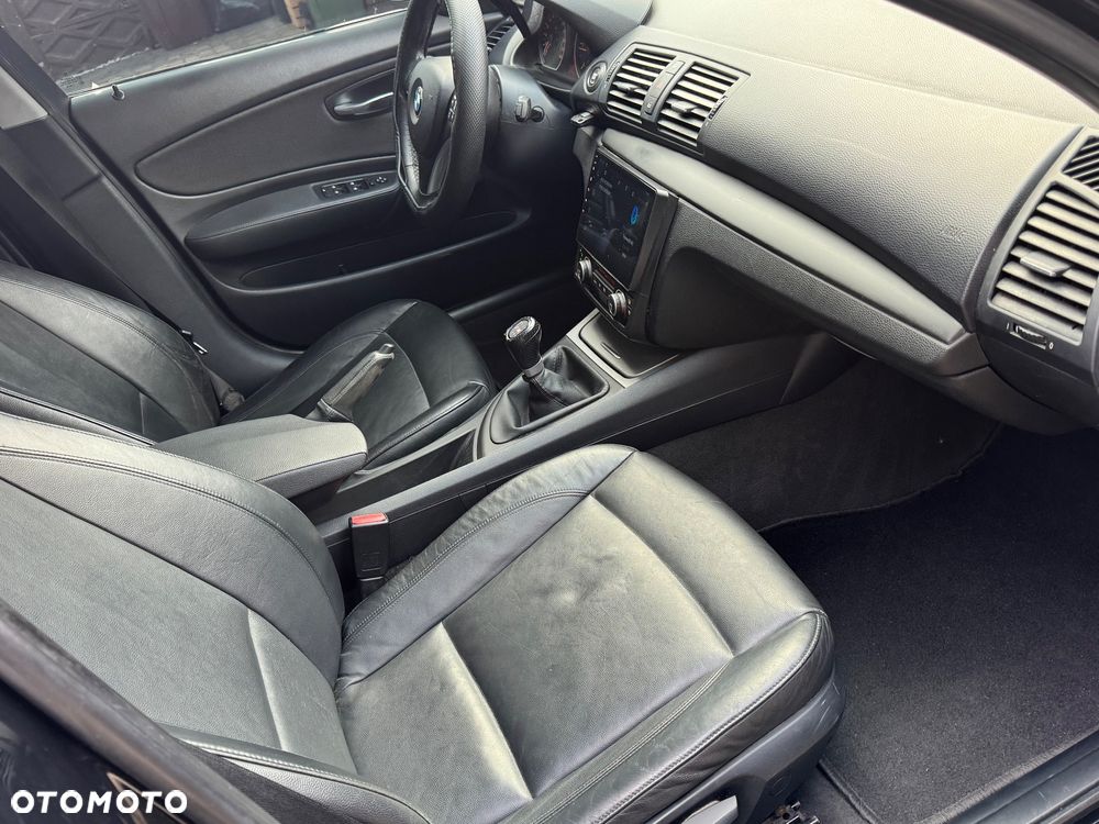 BMW Seria 1 118d DPF Edition Sport - 11