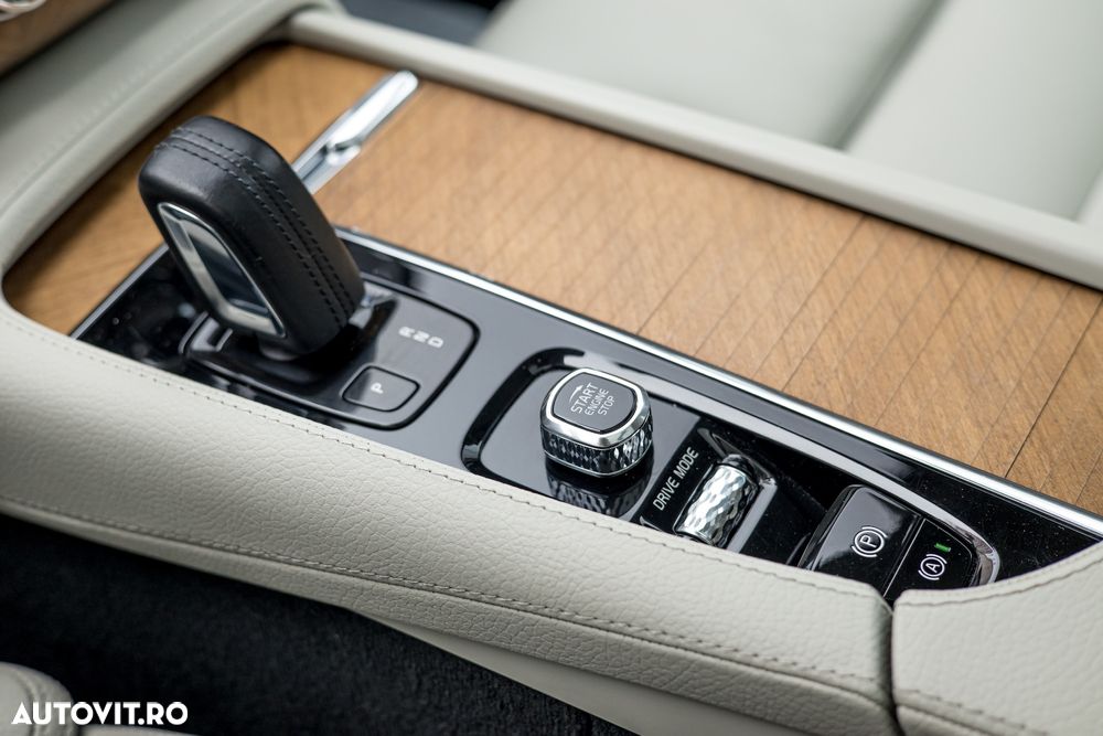 Volvo XC 90 Recharge T8 eAWD Inscription - 31