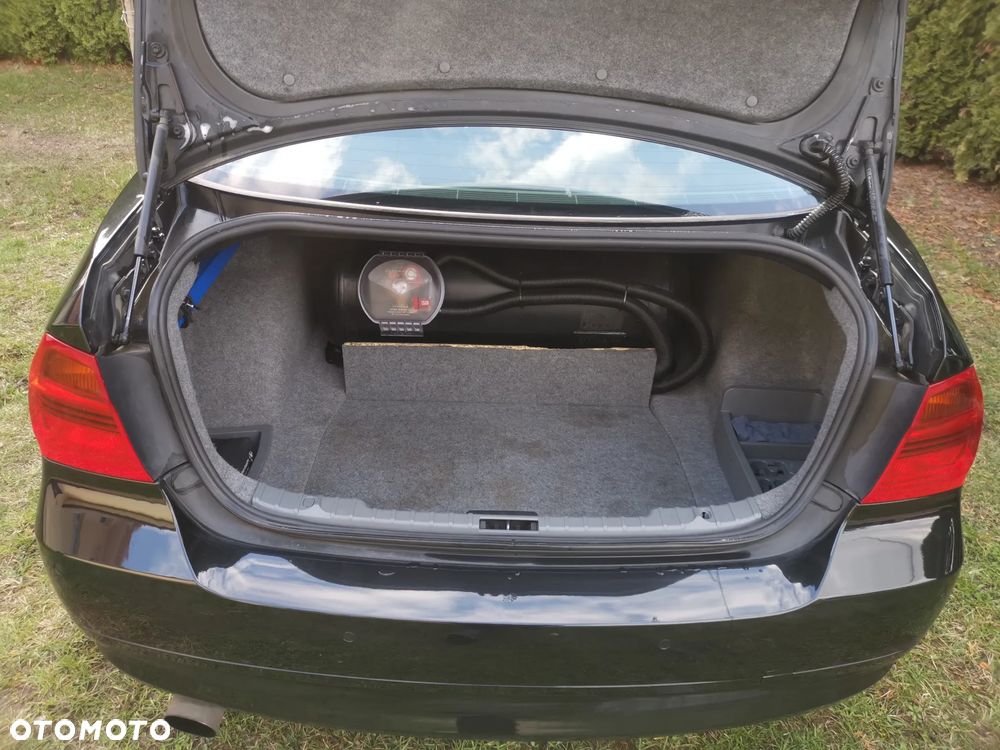 BMW Seria 3 - 33