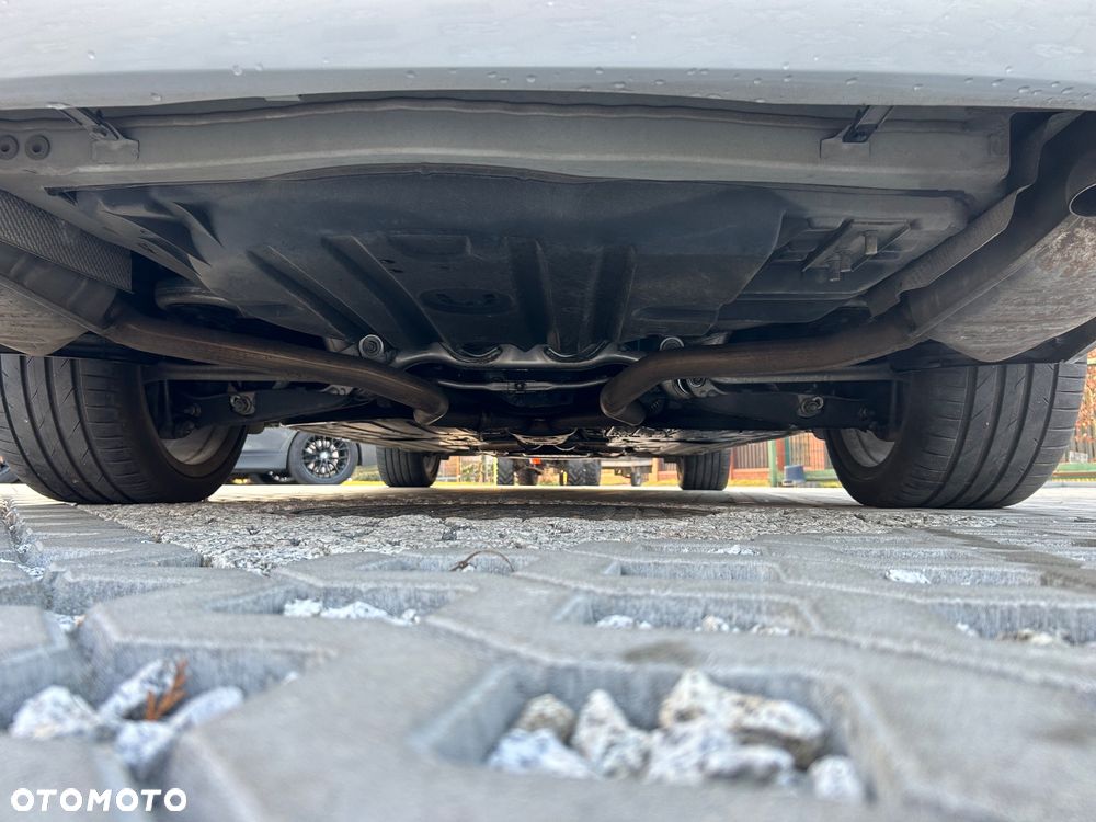 Mercedes-Benz W111 - 21