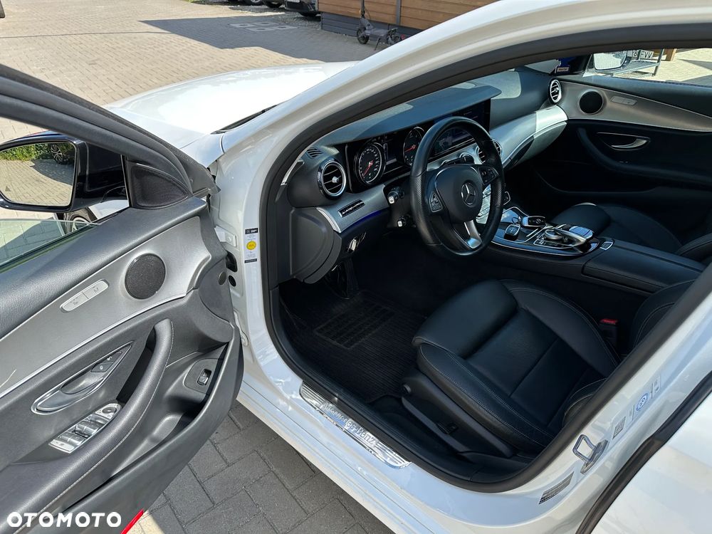 Mercedes-Benz Klasa E - 6