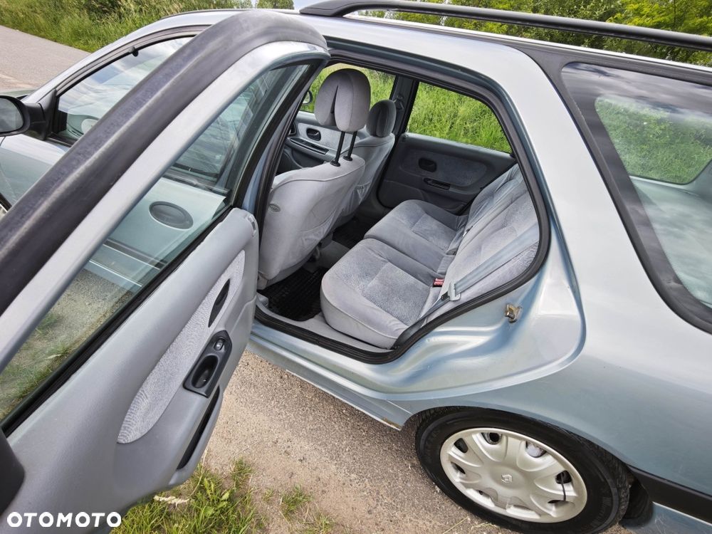 Renault Laguna - 6