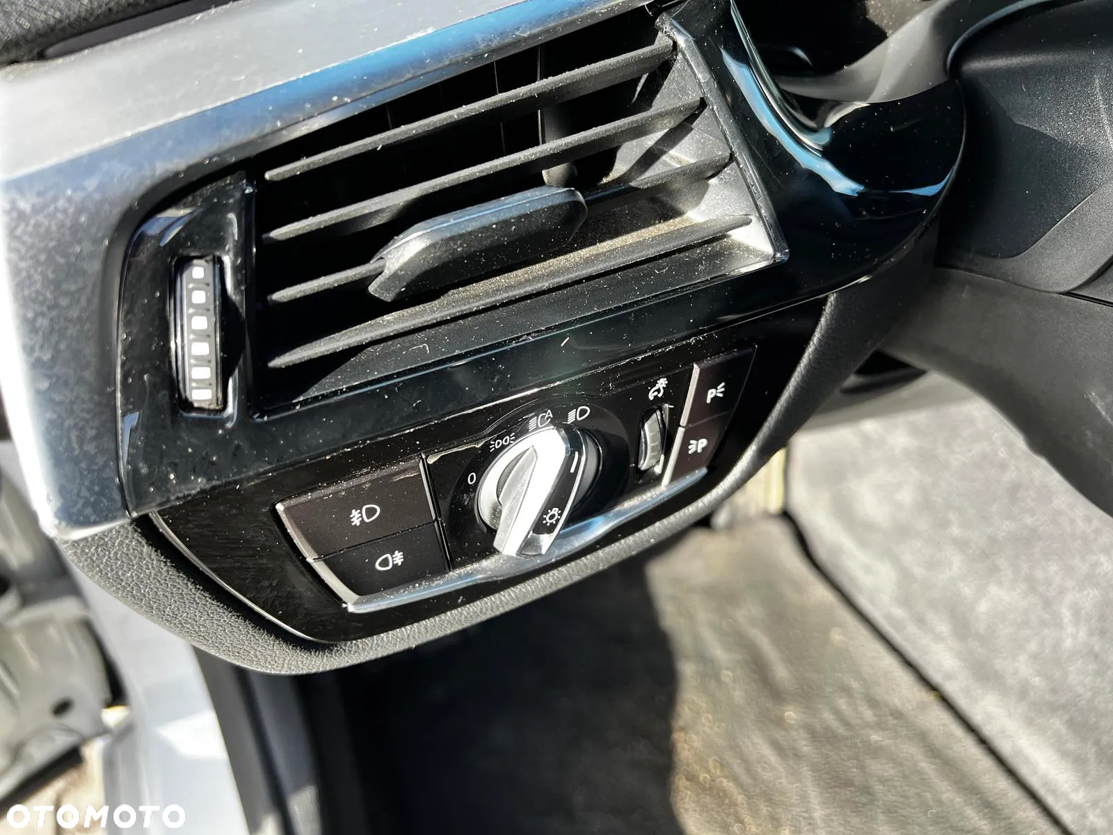 BMW Seria 5 525d Touring Sport Line - 11