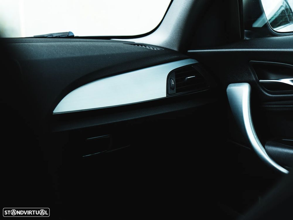 BMW 116 d EDynamics Line Sport - 19