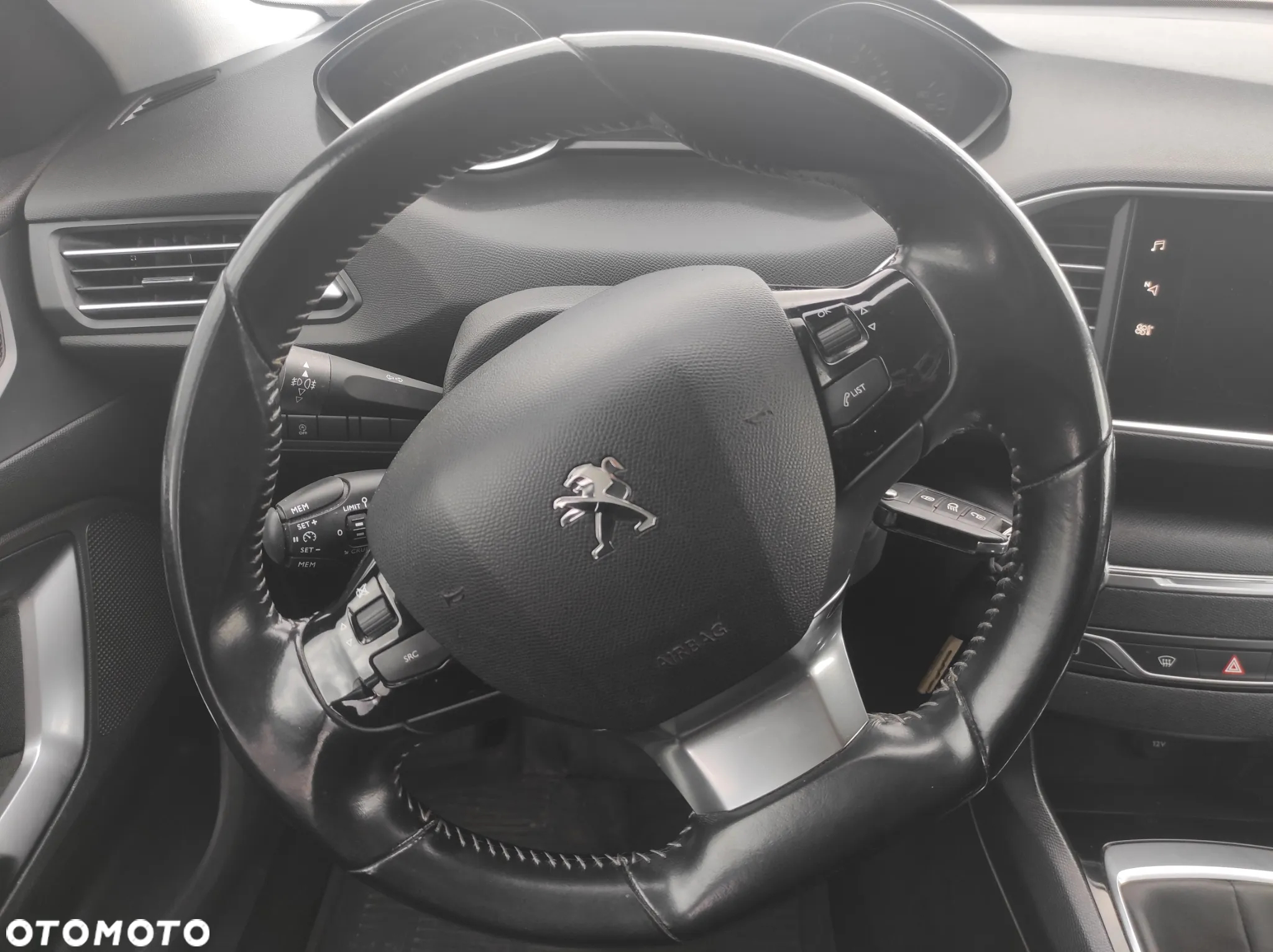 Peugeot 308 SW 1.2 PureTech Active S&S - 13