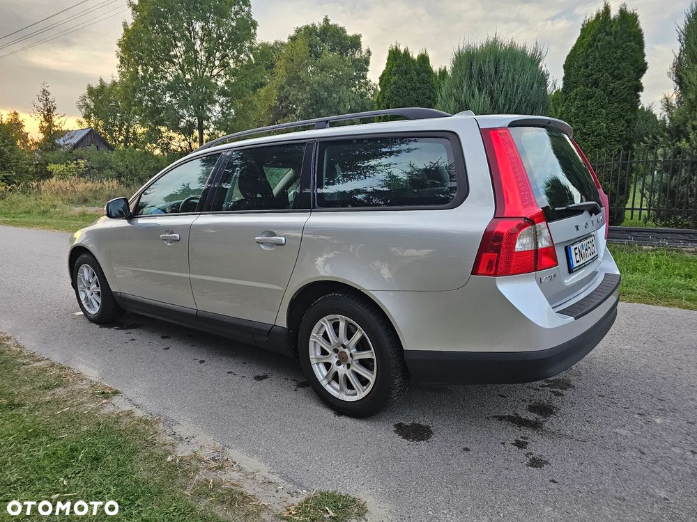 Volvo V70 2.0 - 36