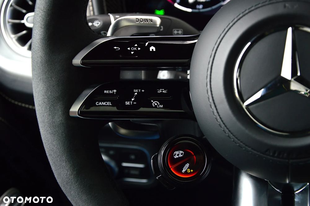 Mercedes-Benz Klasa G AMG 63 AMG Speedshift 9G-TRONIC Superior - 35