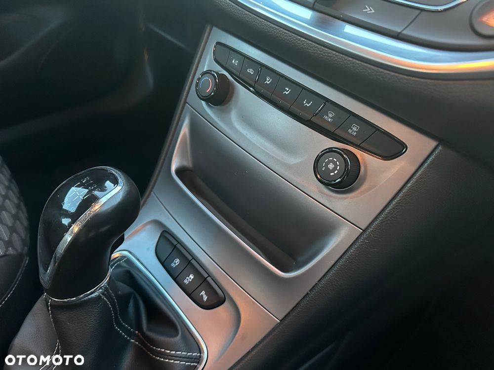 Opel Astra V 1.4 T Elite - 13