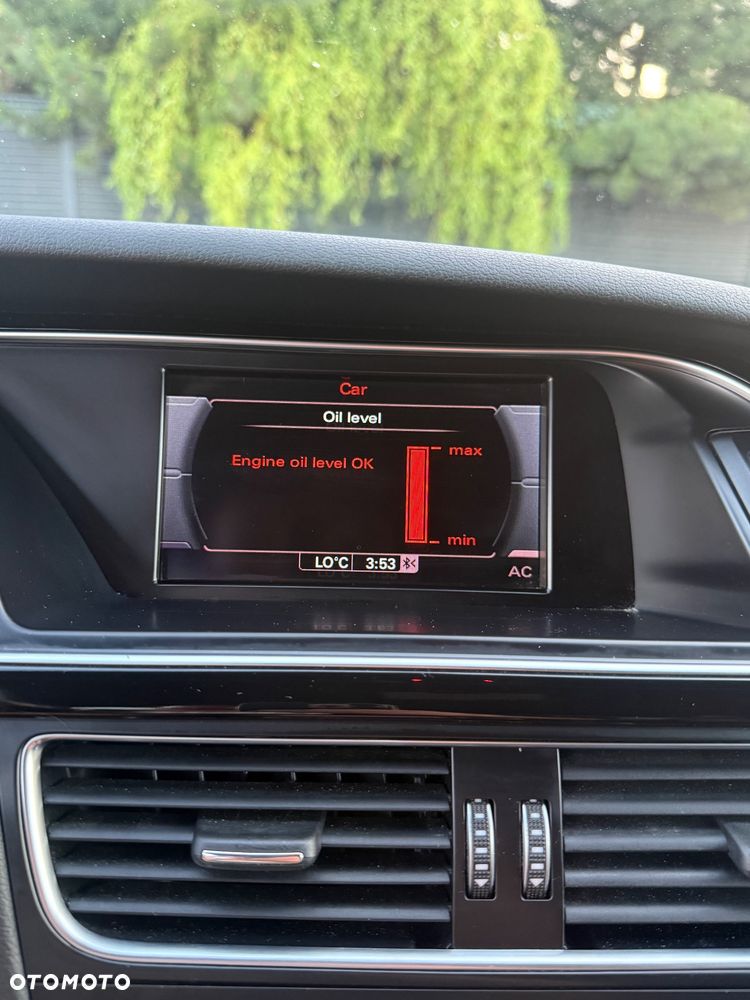 Audi A4 Avant 2.0 TDI DPF clean diesel S line Sportpaket - 22