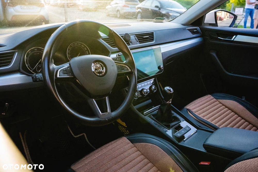 Skoda Superb 1.8 TSI Ambition - 9