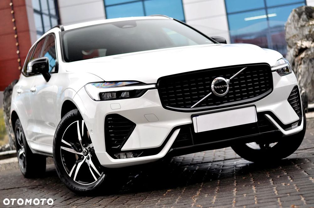 Volvo XC 60 B4 D AWD Ultimate Dark - 1