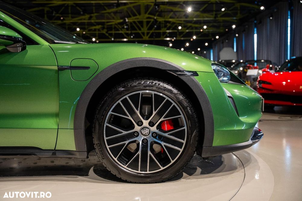 Porsche Taycan 4S - 7