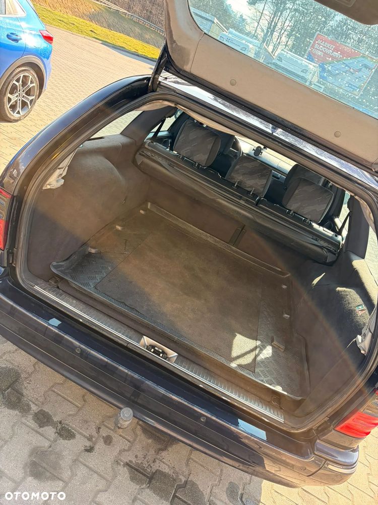 Mercedes-Benz Klasa E - 10