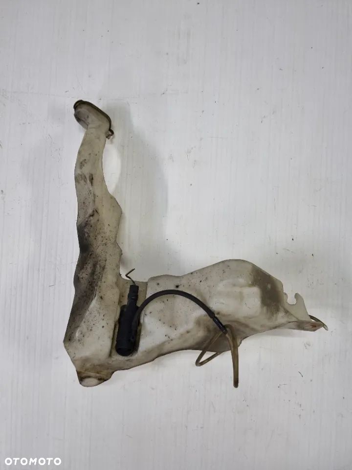 ZBIORNICZEK SPRYSKIWACZA  MASTER MOVANO   04-10r. - 1