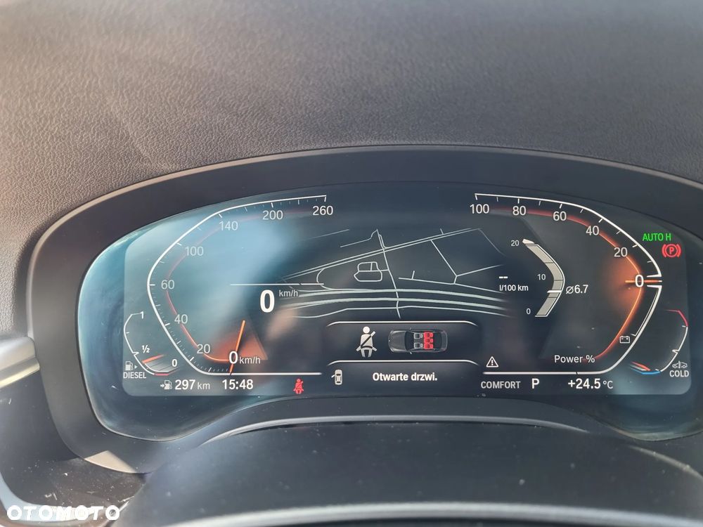 BMW Seria 5 518d mHEV - 15